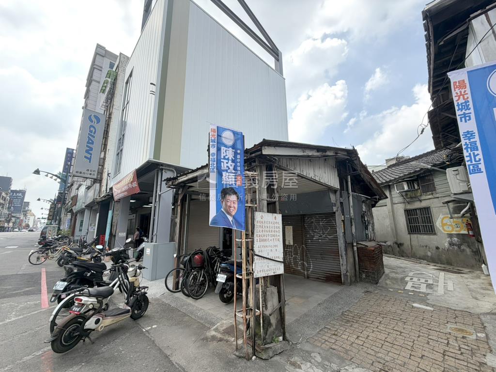 台灣大道金店面房屋室內格局與周邊環境