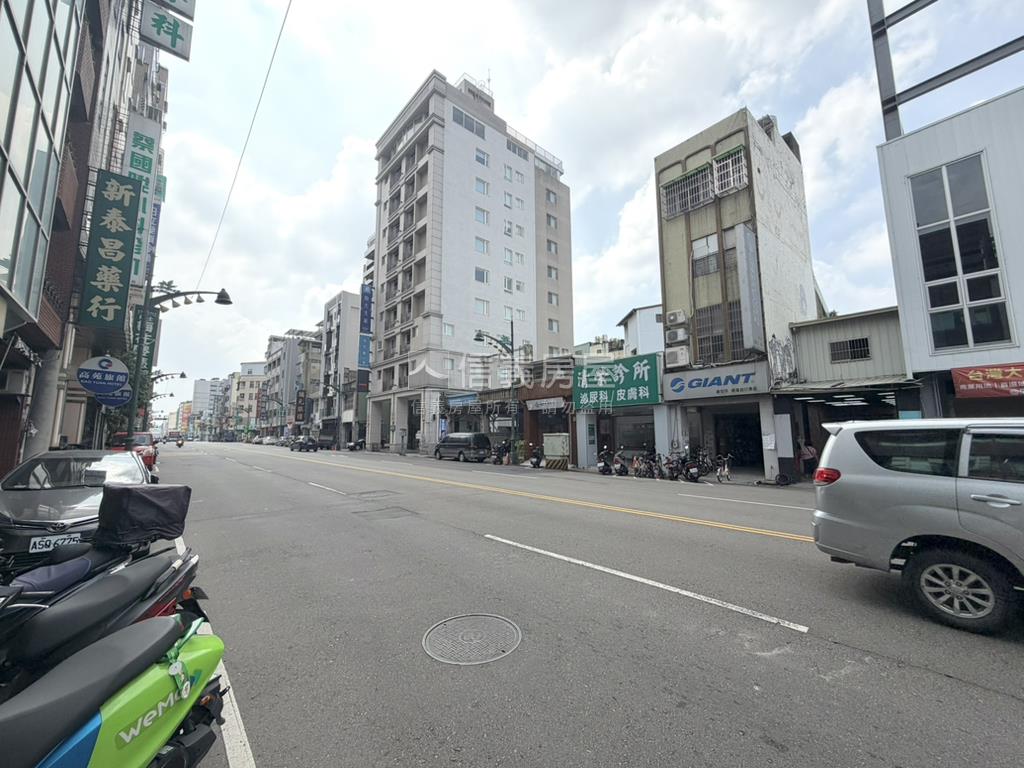台灣大道金店面房屋室內格局與周邊環境