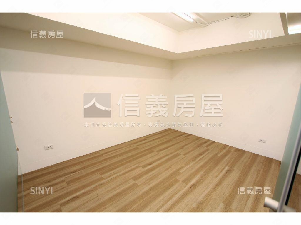 旺族芳鄰ＲＣ家家房屋室內格局與周邊環境