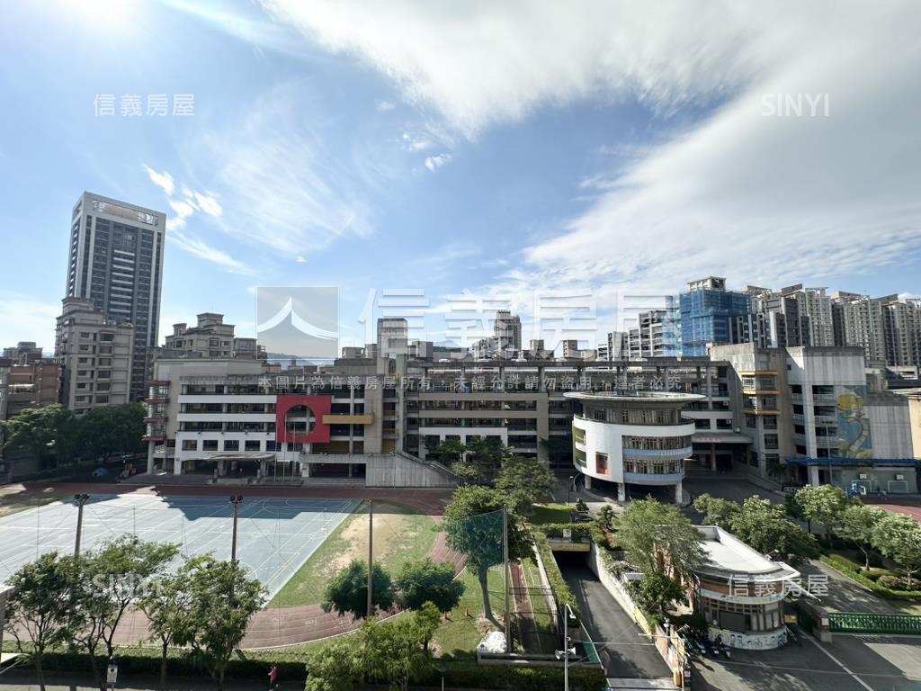 近公園學校景觀４房車位房屋室內格局與周邊環境