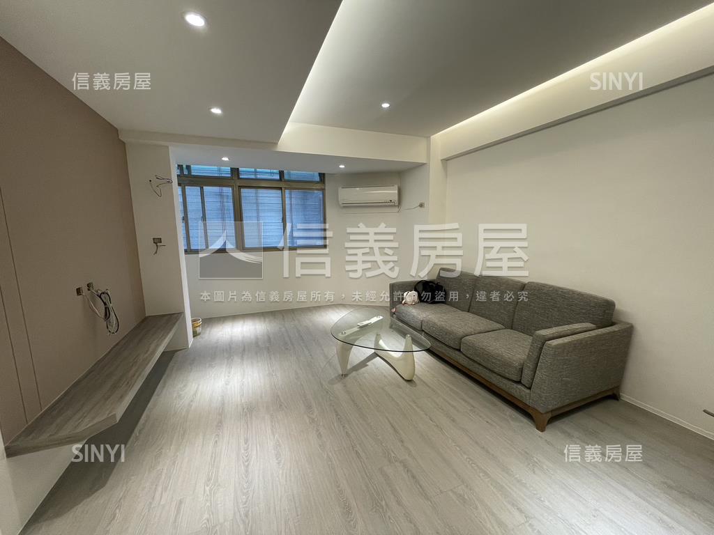 近遠企靜巷電梯管理美３房房屋室內格局與周邊環境