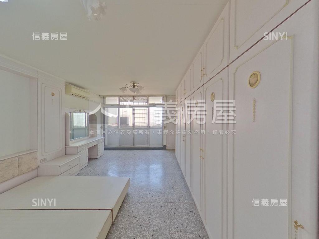 近曉陽商圈騎樓透天房屋室內格局與周邊環境