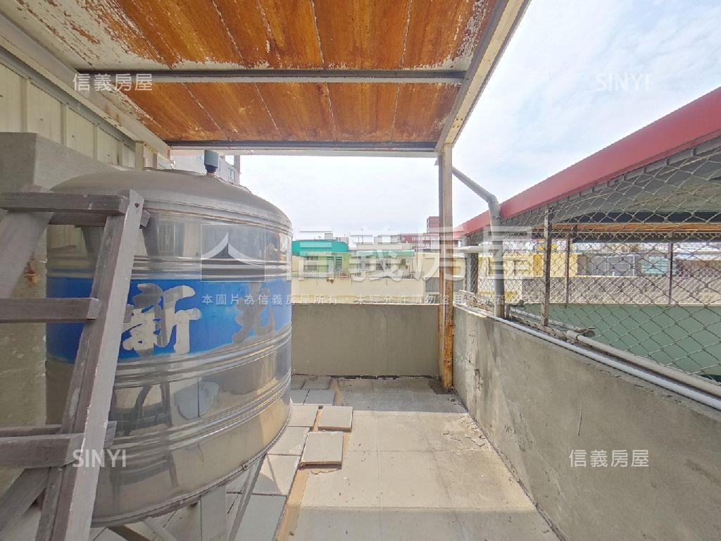 近曉陽商圈騎樓透天房屋室內格局與周邊環境