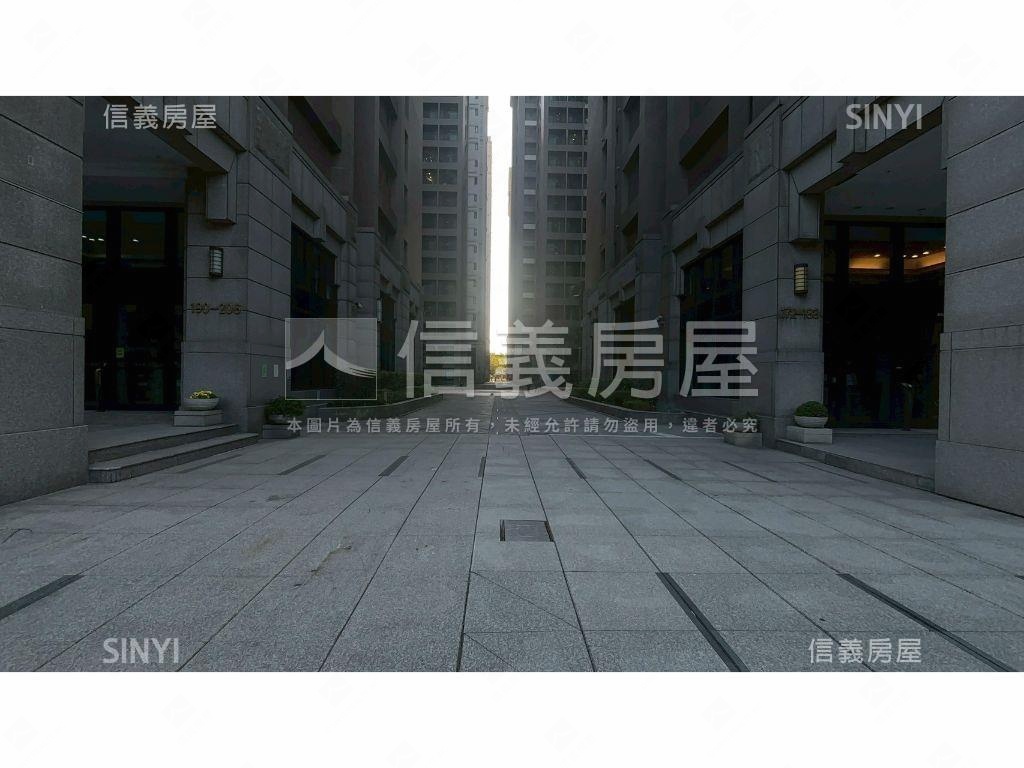 成功興隆視野大三房雙車位房屋室內格局與周邊環境