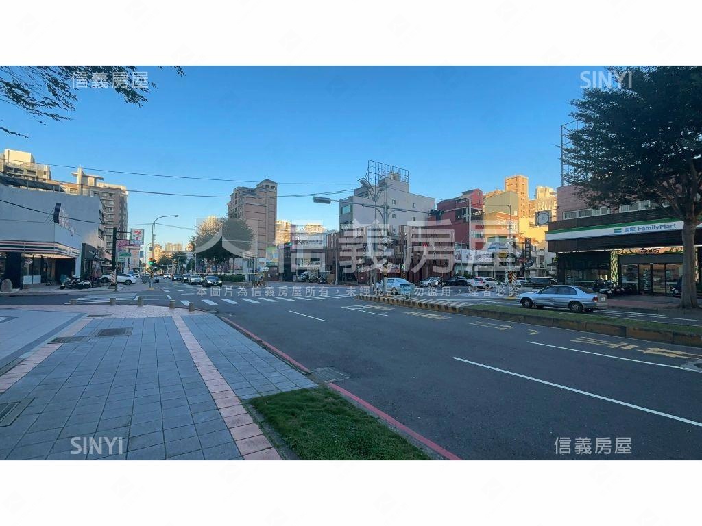 成功興隆視野大三房雙車位房屋室內格局與周邊環境