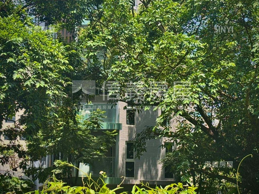 Ｈ２５精緻小宅邸房屋室內格局與周邊環境