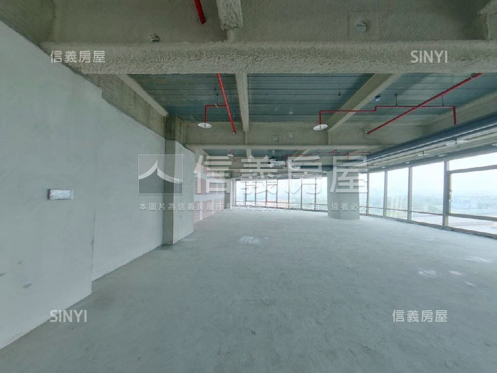 七期商業辦公室ＴＯＰ１讚房屋室內格局與周邊環境