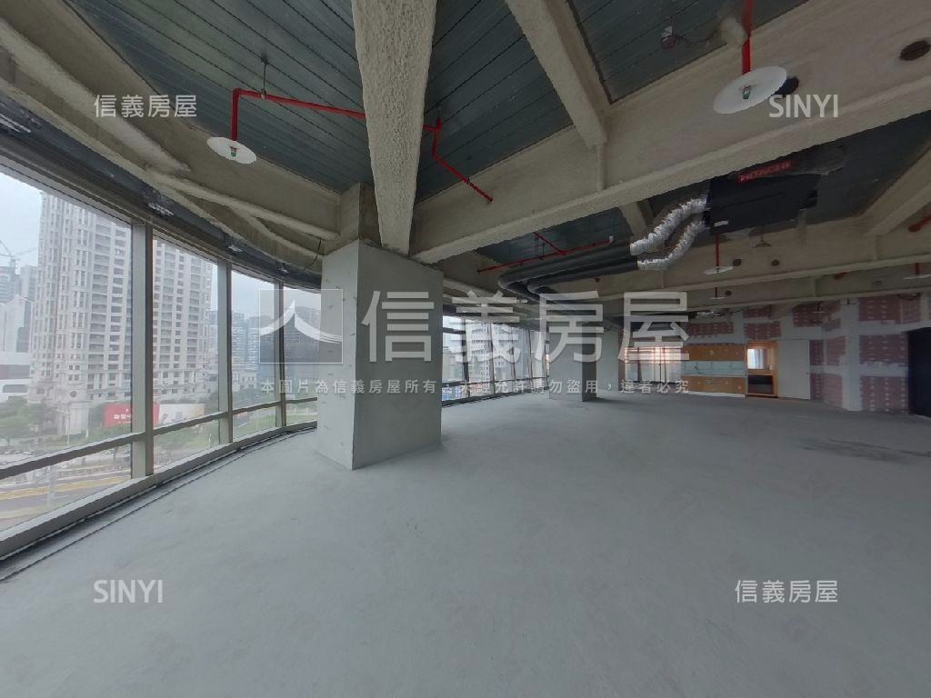 七期商業辦公室ＴＯＰ１讚房屋室內格局與周邊環境