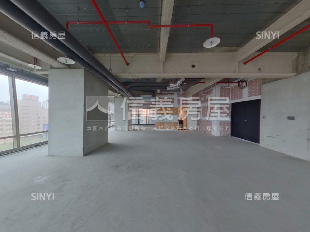 七期商業辦公室ＴＯＰ１讚房屋室內格局與周邊環境