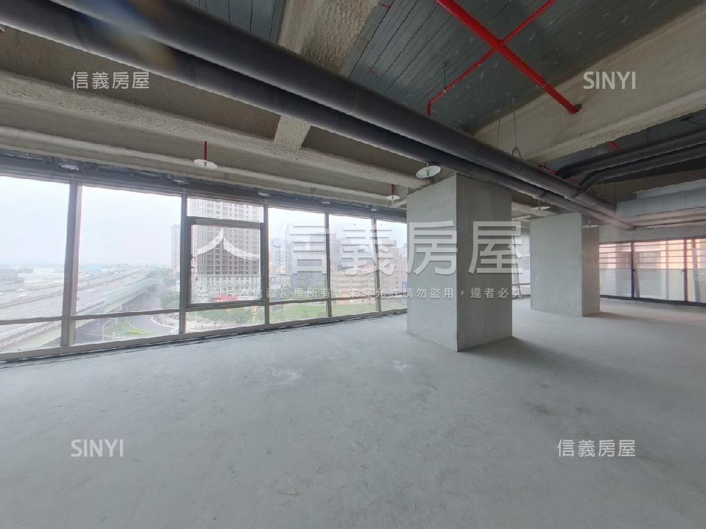 七期商業辦公室ＴＯＰ１讚房屋室內格局與周邊環境