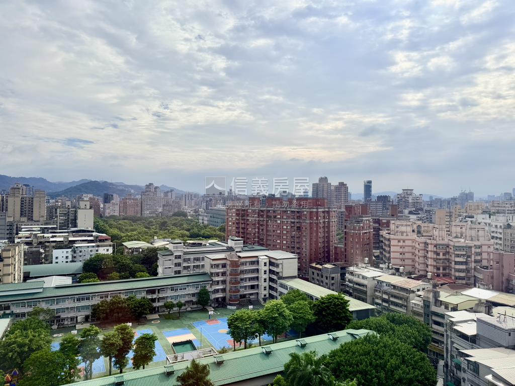 詠和心邊間帝景毛胚戶房屋室內格局與周邊環境