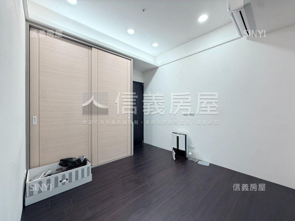 高樓層四房景觀豪邸雙車位房屋室內格局與周邊環境