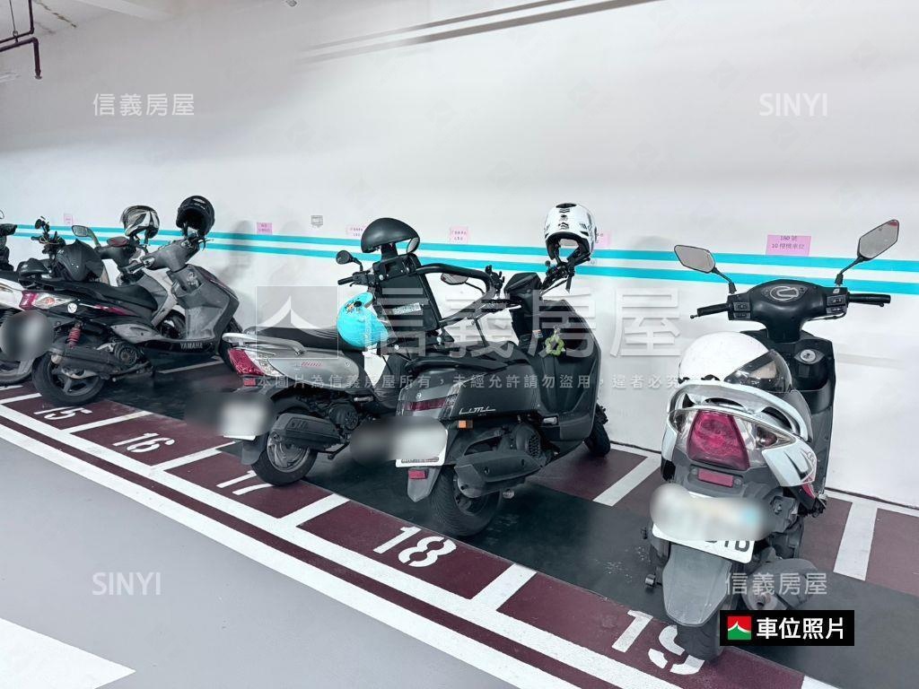 高樓層四房景觀豪邸雙車位房屋室內格局與周邊環境