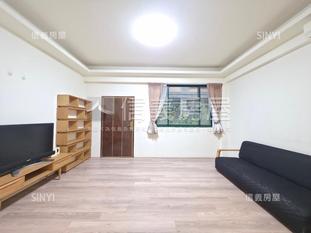 稀有牛埔帝寶車庫透天房屋室內格局與周邊環境