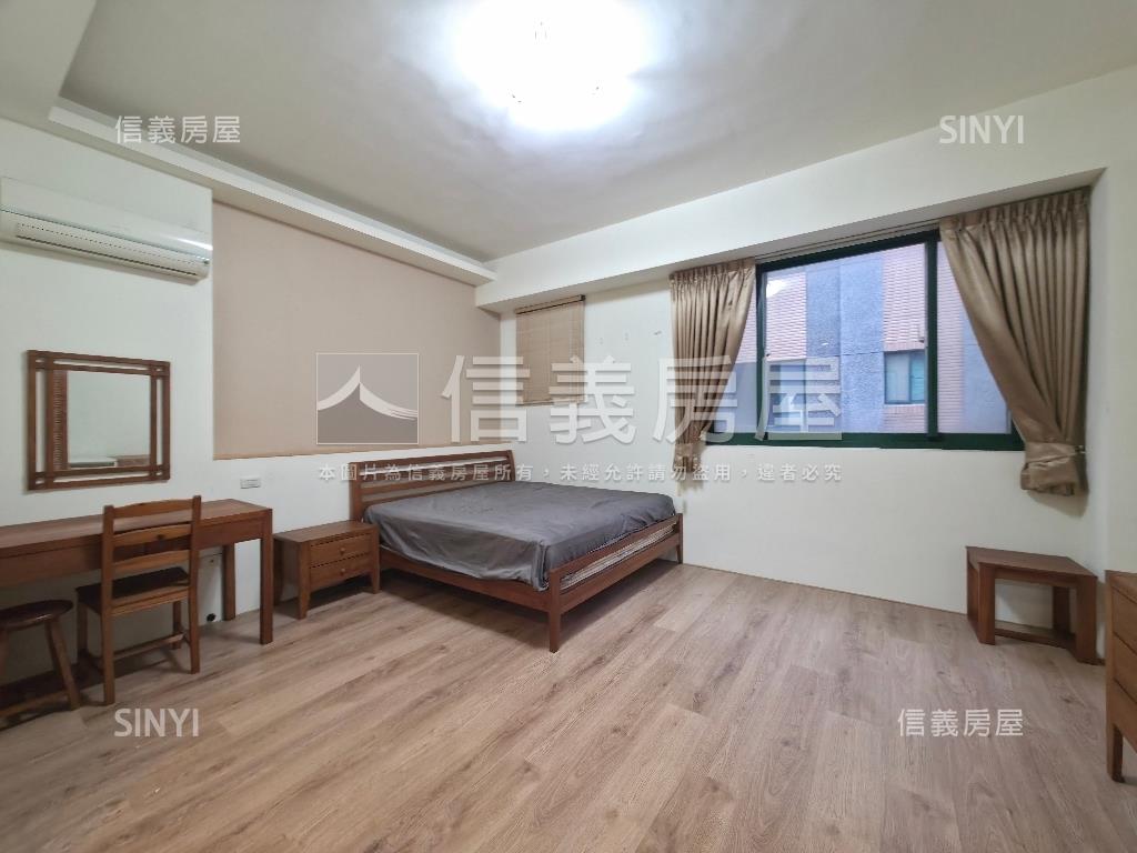 稀有牛埔帝寶車庫透天房屋室內格局與周邊環境