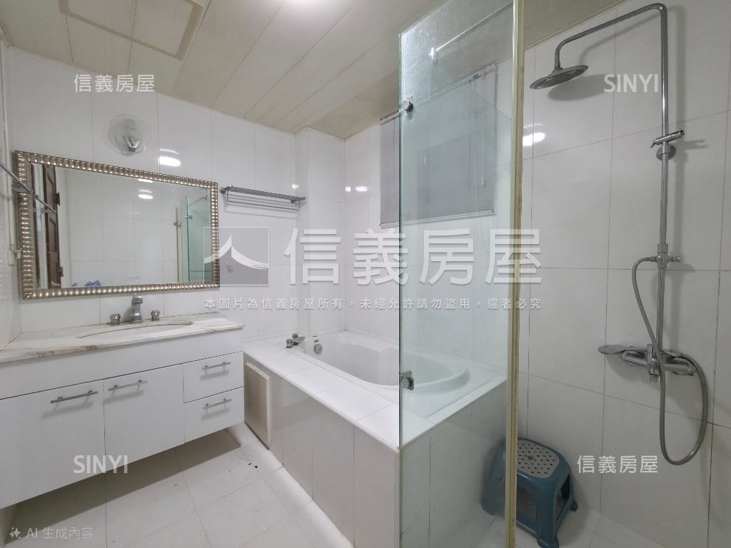 稀有牛埔帝寶車庫透天房屋室內格局與周邊環境