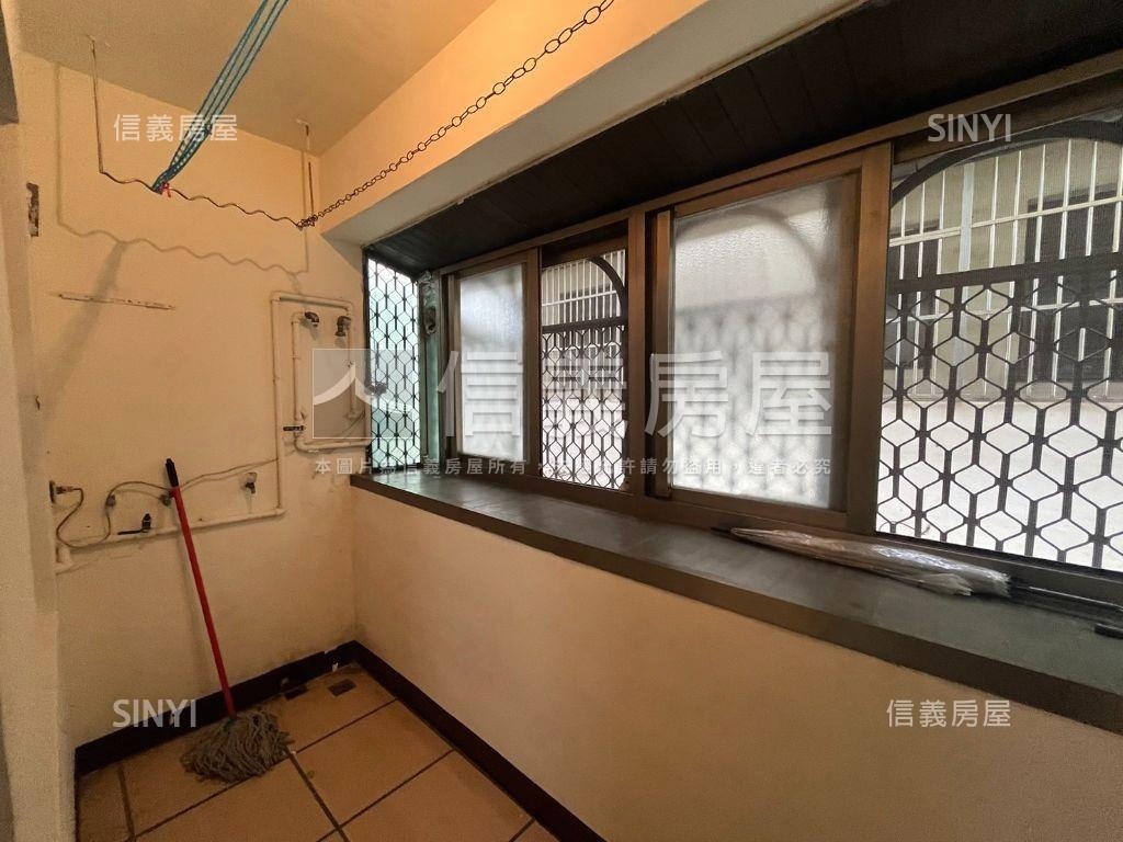 名格門第收租套房房屋室內格局與周邊環境