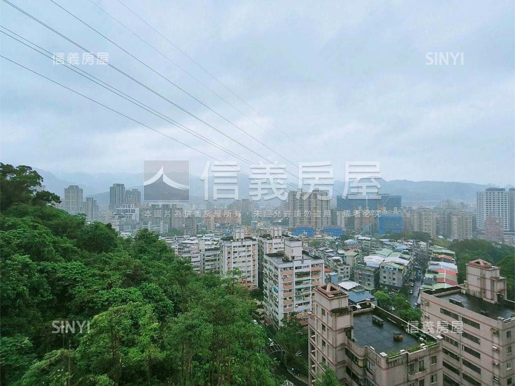 【ＶＲ】觀星台北三房車位房屋室內格局與周邊環境