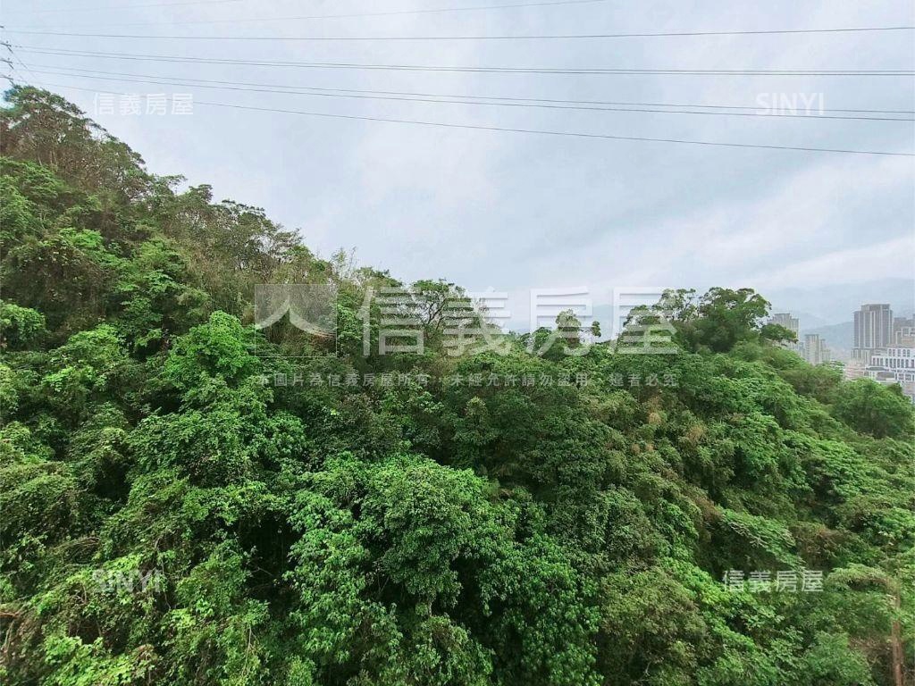 【ＶＲ】觀星台北三房車位房屋室內格局與周邊環境