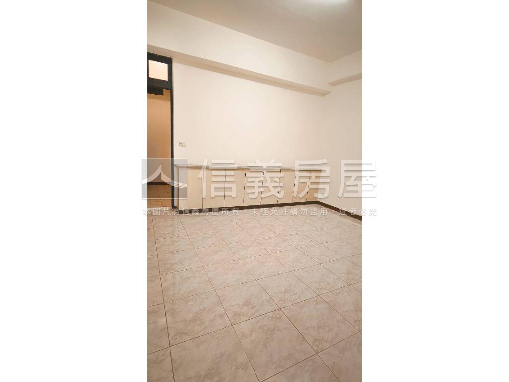 正公益路收租店面房屋室內格局與周邊環境