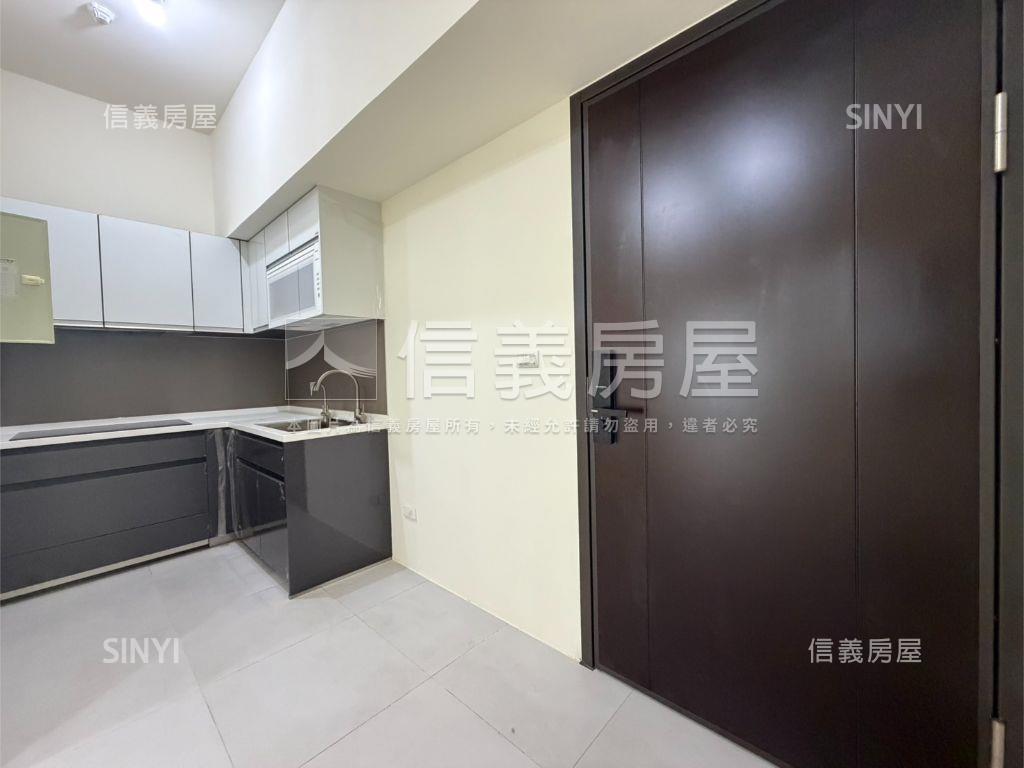 水星光全新未住加車位房屋室內格局與周邊環境