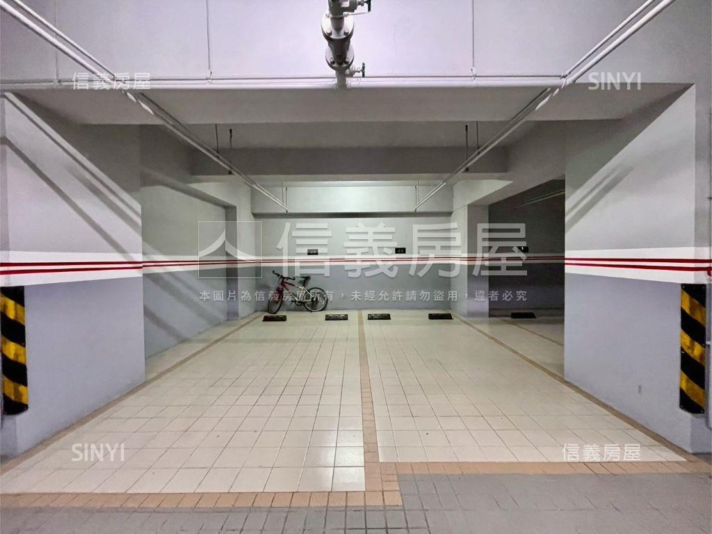 椰林科大頌豪邸大戶房屋室內格局與周邊環境