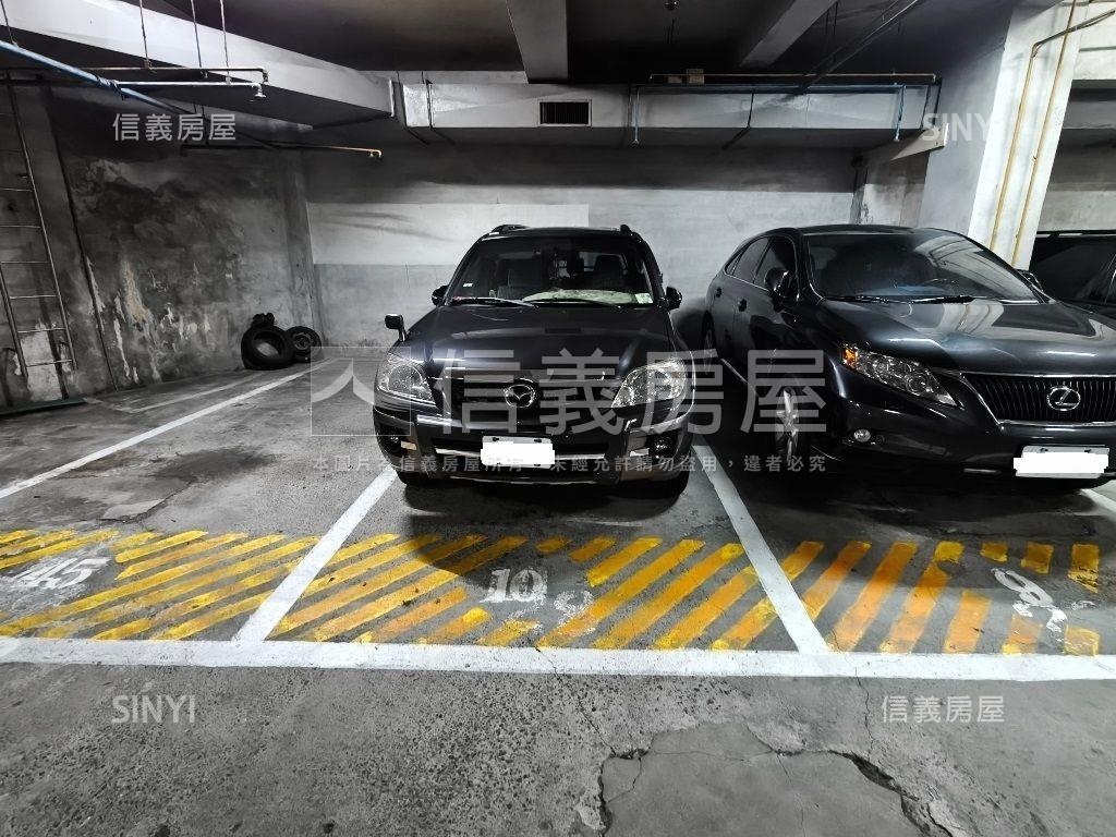 柏克萊花園廣場三房平車房屋室內格局與周邊環境