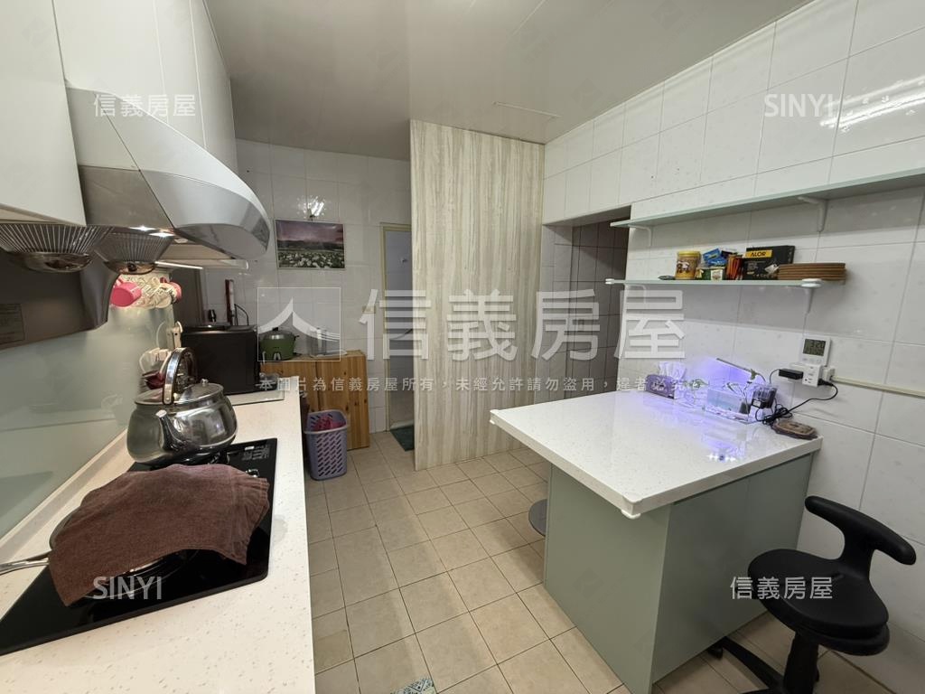 信義路一樓房屋室內格局與周邊環境