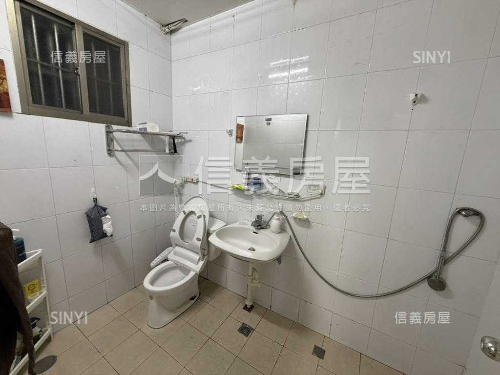 信義路一樓房屋室內格局與周邊環境