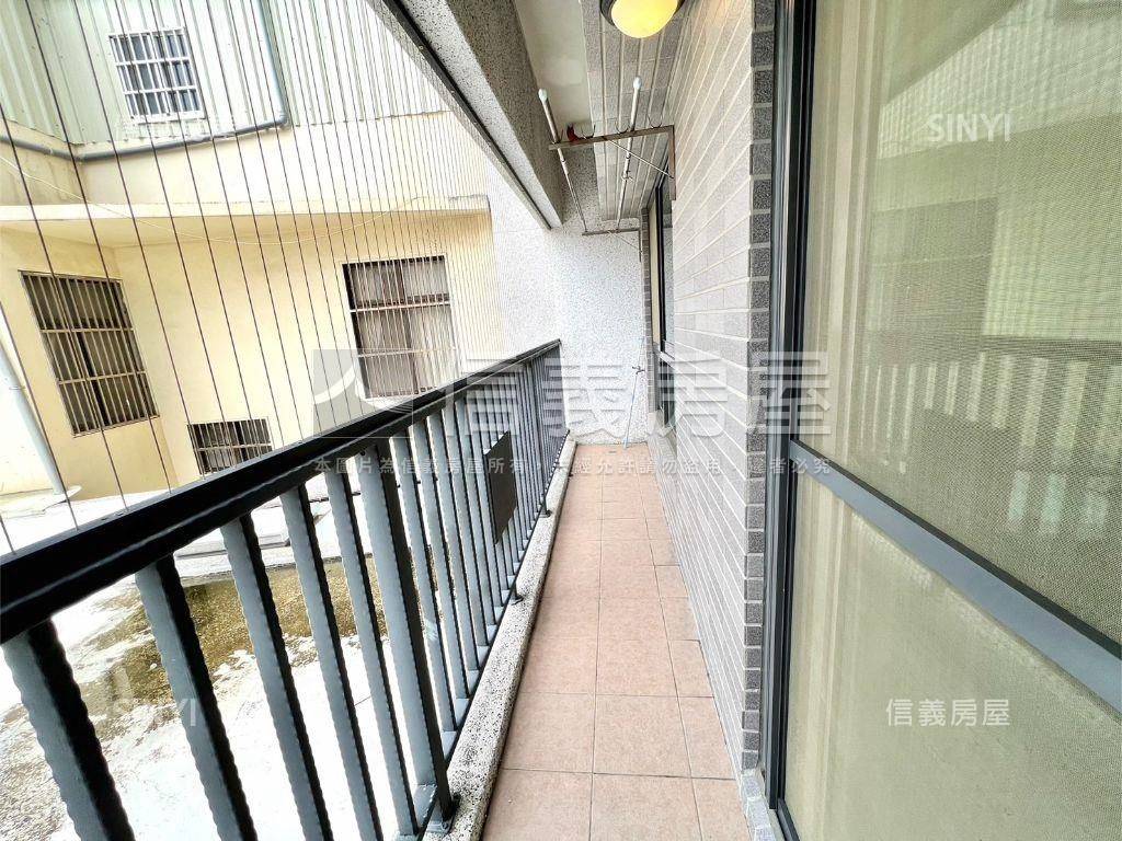 專任江山朵夫三房車位房屋室內格局與周邊環境