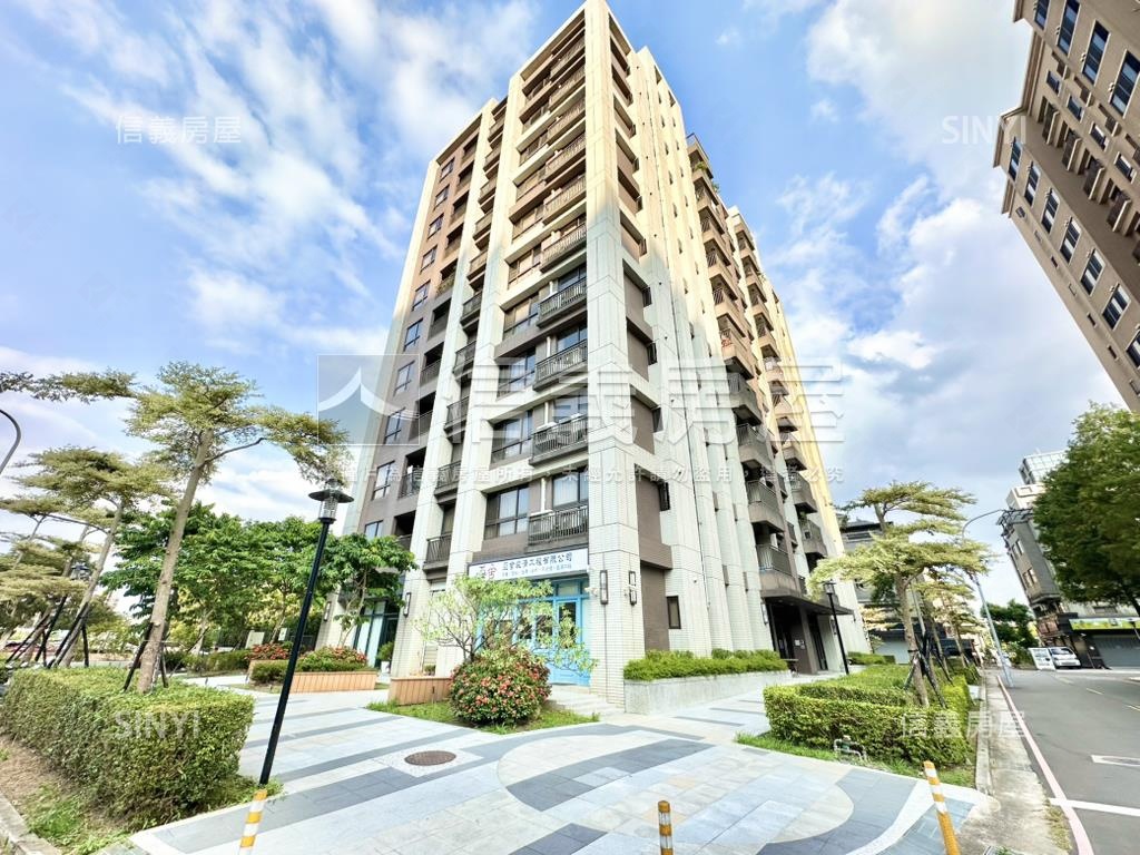 ●邊間三面採光三房車位●房屋室內格局與周邊環境