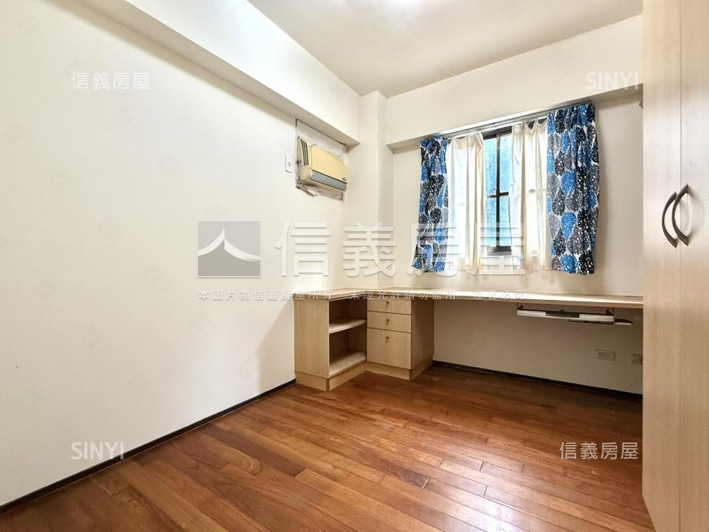 近捷運公園邊間稀有三房房屋室內格局與周邊環境