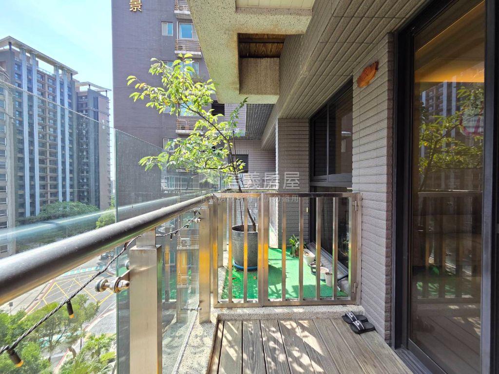 麗江清久中高樓正三房房屋室內格局與周邊環境