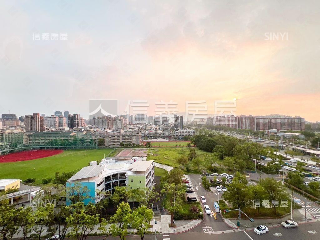 文蓮苑校園景高樓三房平車房屋室內格局與周邊環境