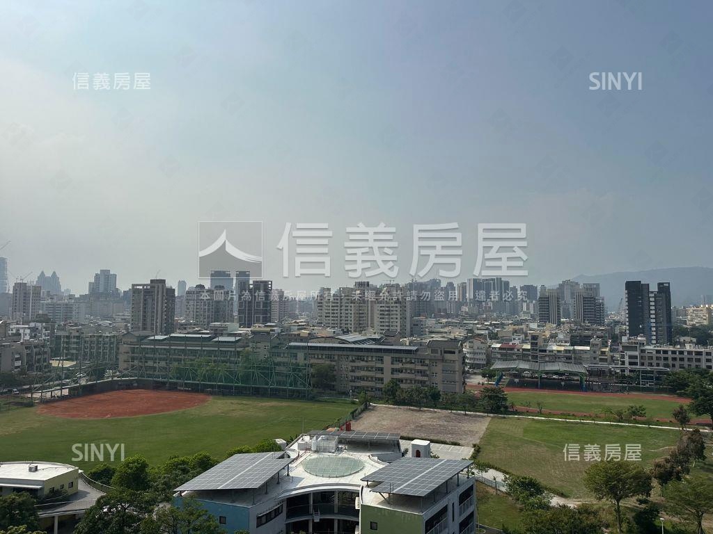 文蓮苑校園景高樓三房平車房屋室內格局與周邊環境