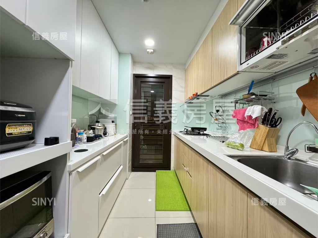 麗寶青年時代三房雙車位房屋室內格局與周邊環境