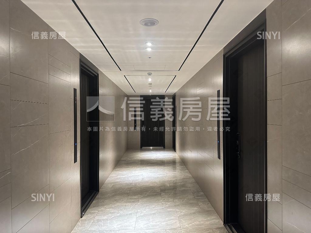 挑高三米六．絕美大美三房房屋室內格局與周邊環境