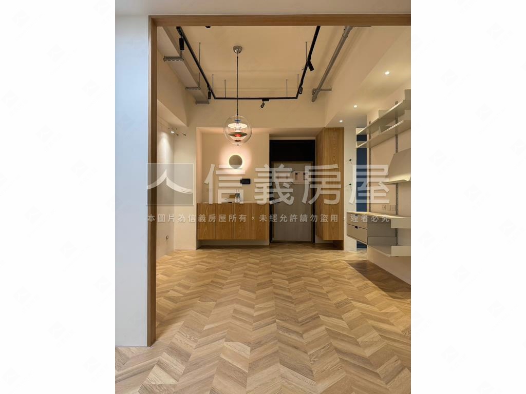 全新裝潢昕上城精美兩房房屋室內格局與周邊環境