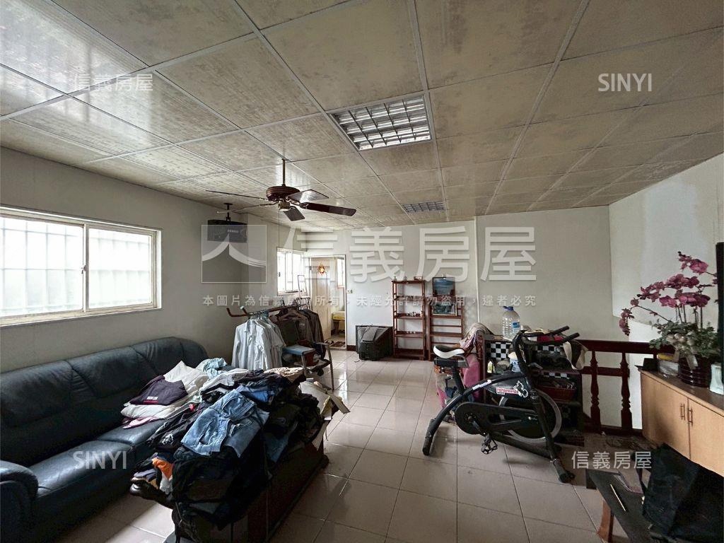 邊間大地坪大面寬透天房屋室內格局與周邊環境