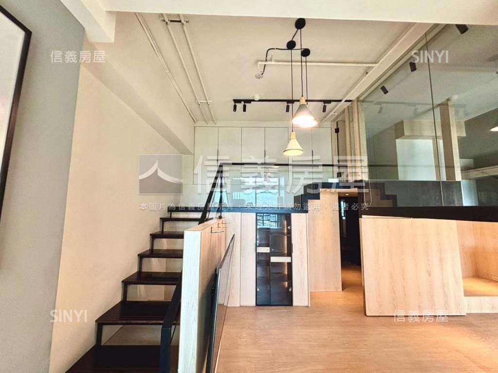 新青安微笑雲品看山景房屋室內格局與周邊環境