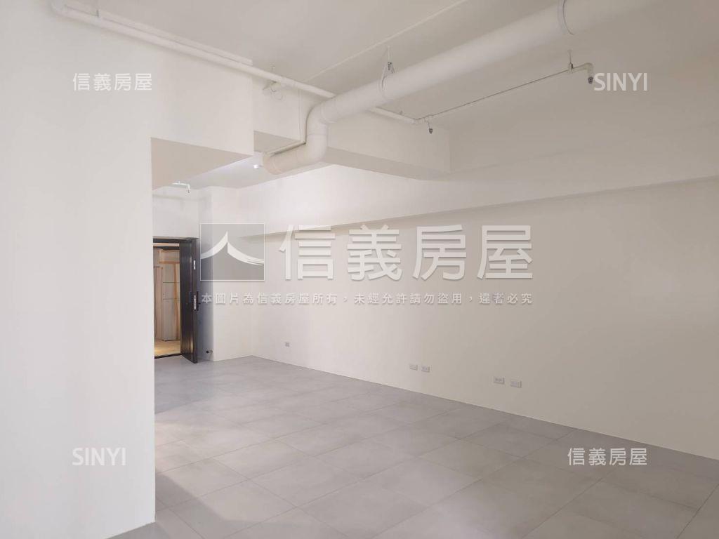 安平│水星光優質美居車位房屋室內格局與周邊環境