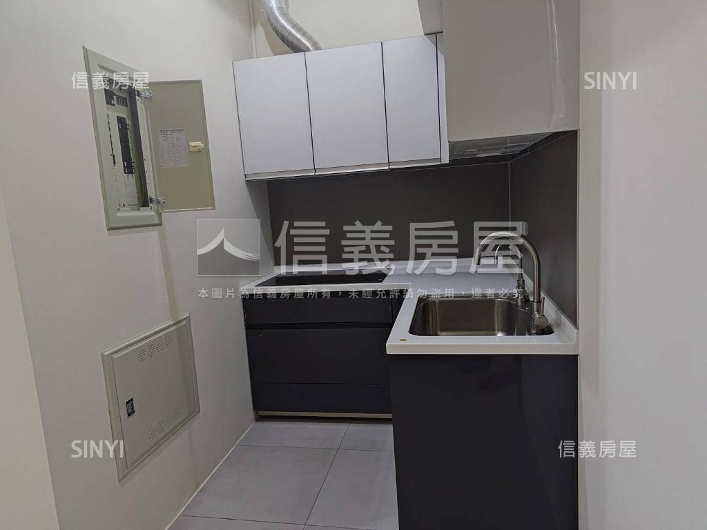 安平│水星光優質美居車位房屋室內格局與周邊環境