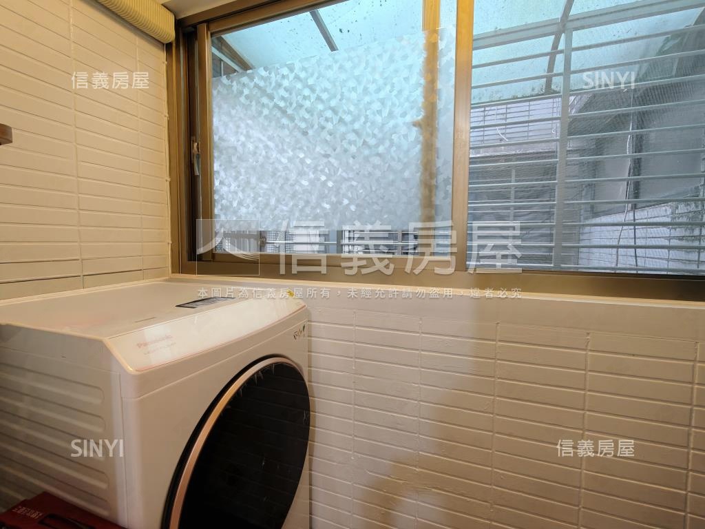 寧靜優質世貿１０１美三房房屋室內格局與周邊環境