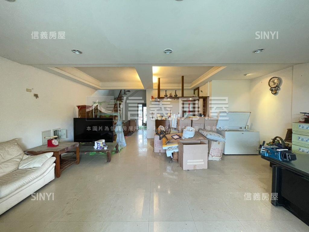 近園區天闊景觀別墅透天房屋室內格局與周邊環境