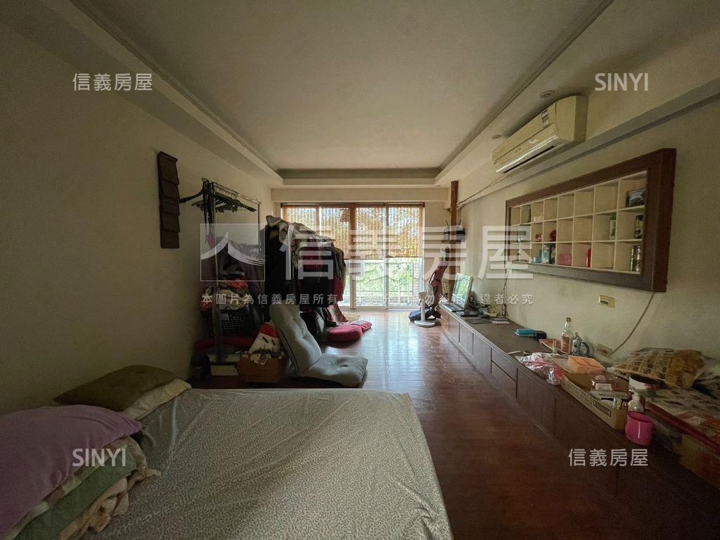 近園區天闊景觀別墅透天房屋室內格局與周邊環境