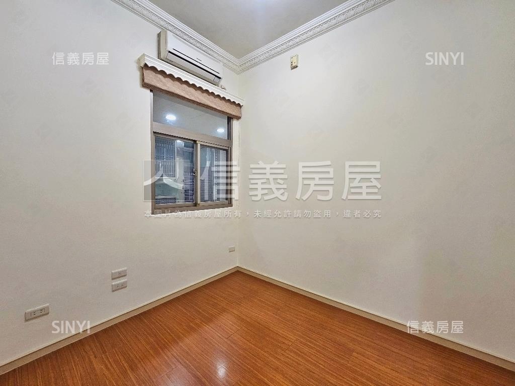 群英會三房車位大空間房屋室內格局與周邊環境