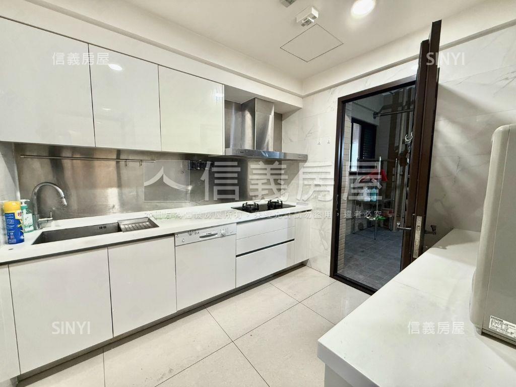 勝美上境高樓四房雙平車房屋室內格局與周邊環境