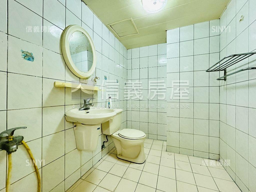 雙捷運‧長安久居電梯大宅房屋室內格局與周邊環境