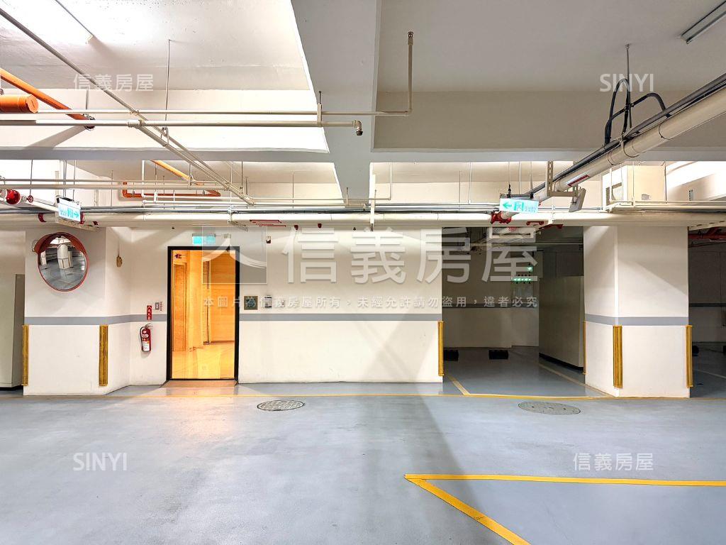 科工館首排三面採光三平車房屋室內格局與周邊環境