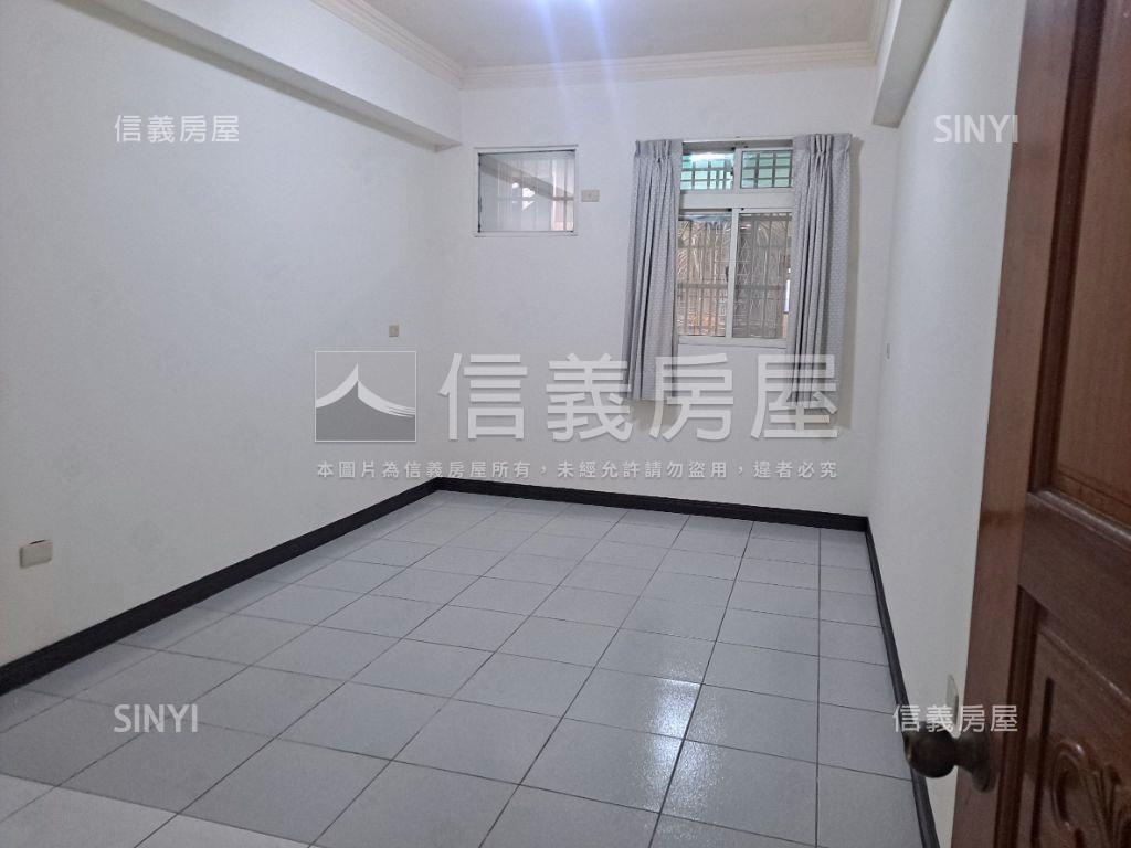 萬壽路華廈看這間房屋室內格局與周邊環境